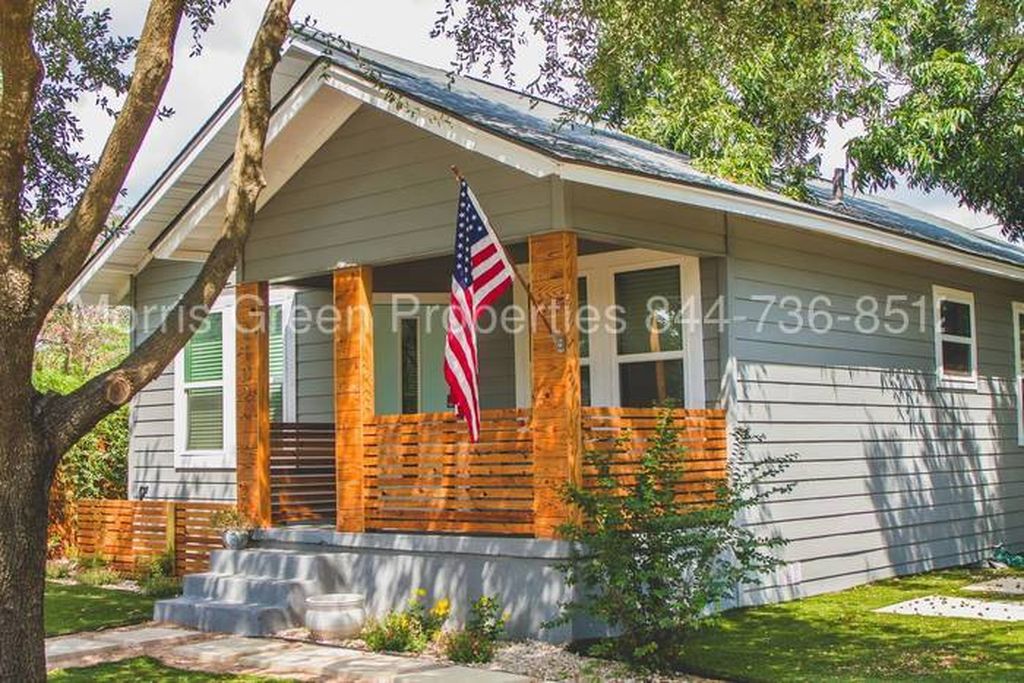 บ้านทรงหน้าจั่วหลังเล็ก ภายในแต่งสวยชิค